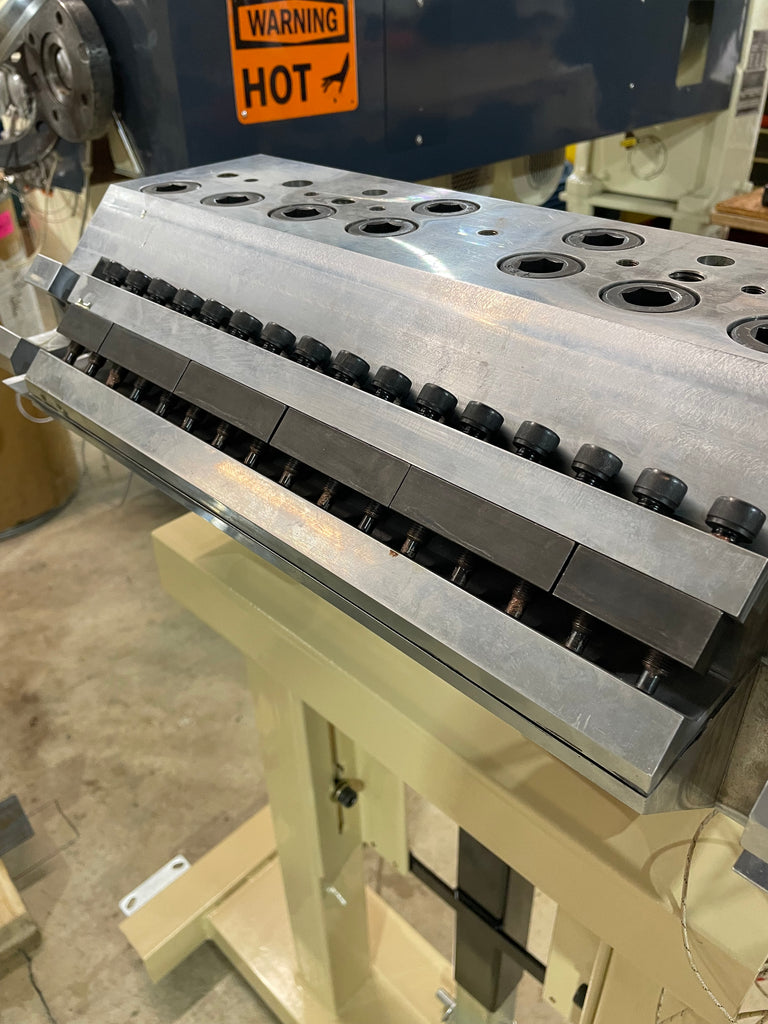 3 Roll Extrusion Sheet Stand - Production – Automated Manufacturing Systems